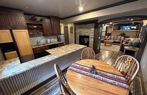 Eden House | Cozy quiet home near 3 ski resorts
