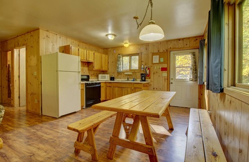 Lac du Flambeau Cabin | Cozy, quiet, Wisconsin Northwoods Lakeside Cabin w/private dock. Pet friendly
