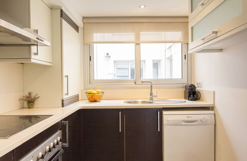 la Vila de Gracia Apartment | Cozy quite penthouse next to paseo de gracia