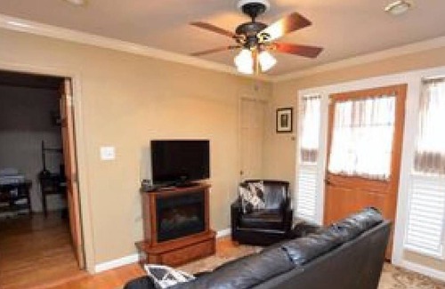 Rose Hill House | Cozy Rambler - feel at home