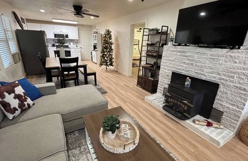 Fredonia House | Cozy Ranch House