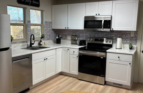 Fredonia House | Cozy Ranch House