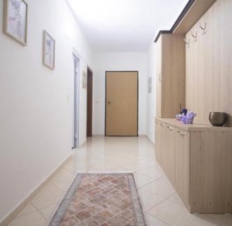 Golem Apartment | Cozy Relaxing Apartment