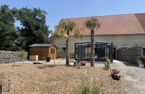 Couzon Cottage | Cozy Renovated Barn with Heated Pool, Air Conditioning, and Nearby Attractions