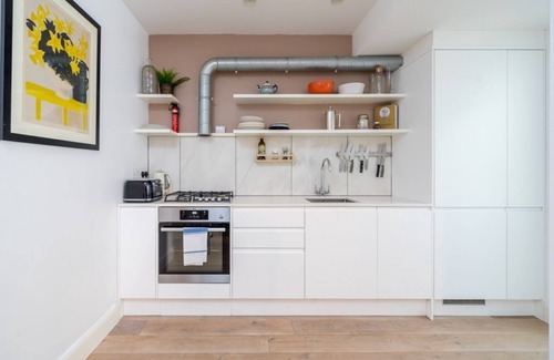 Notting Hill Apartment | Cozy residence near Notting Hill
