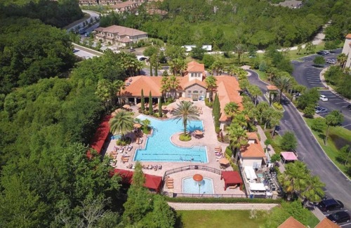 Four Corners Condo | COZY RESORT CONDO NEAR TOP ATTRACTIONS IN ORLANDO