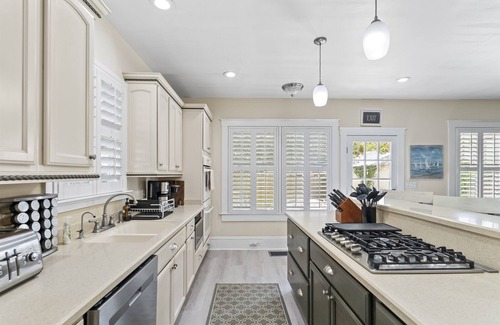 St. Augustine House | Cozy Retreat - Close to Downtown St. Augustine