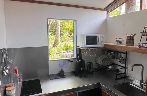 Sainte-Rose Cottage | Cozy retreat for 2 at Sainte-Rose, Creole garden