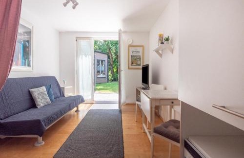 Buhlingen House | Cozy Retreat in Rottweil with Terrace