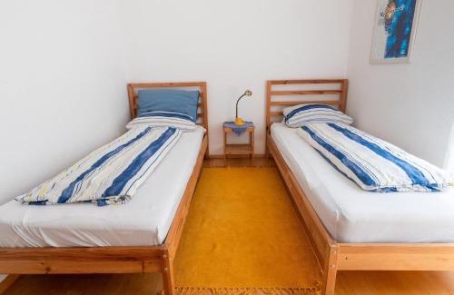 Buhlingen House | Cozy Retreat in Rottweil with Terrace