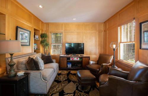 Bismarck Ski Chalet | Cozy Retreat in the Heart of Bismarck