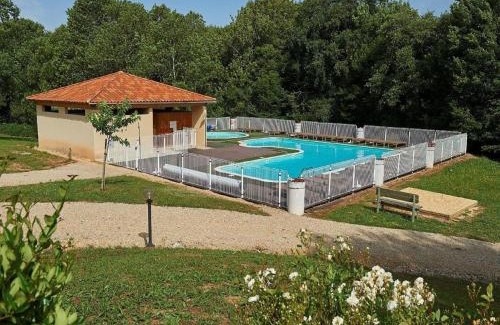 Lacapelle-Marival House | Cozy Retreat with Shared Pool