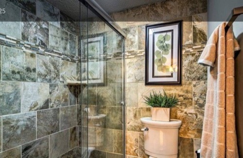 Osage Beach Condo | Cozy retreat with a great view, of the lake 1 mile from Margaretville