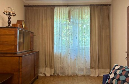 Odessa Apartment | Cozy retro apartment near park