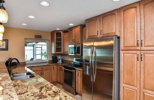Caloosahatchee House | Cozy riverfront home w/panoramic views, private pool/spa & dock!