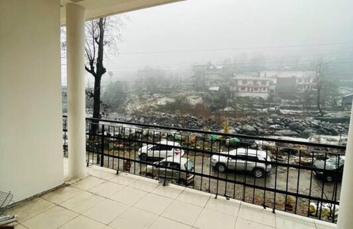 Manali Apartment | Cozy riverside Apartment in Manali-Dobhi