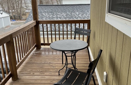 Town of Richmond Apartment | Cozy, romantic getaway on a quiet Finger Lake
