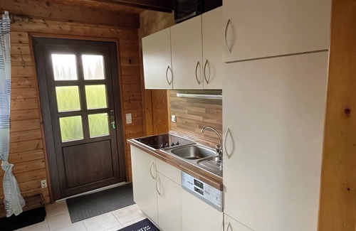 Fedderwardersiel House | Cozy roof-only house with flair in the Fedderwardersiel vacation park. Dog-free.