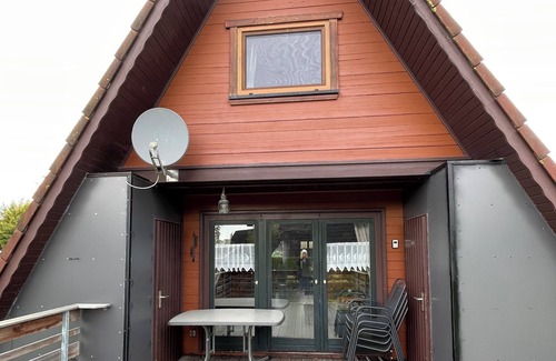 Fedderwardersiel House | Cozy roof-only house with flair in the Fedderwardersiel vacation park. Dog-free.
