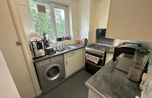 Canary Wharf House | Cozy Room in Shared Home near Canary Wharf