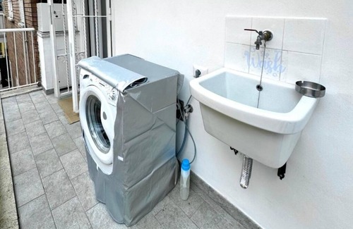 Prenestino-Centocelle House | Cozy room with private bath in Rome, Metro C