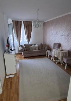 Petrovaradin Apartment | Cozy