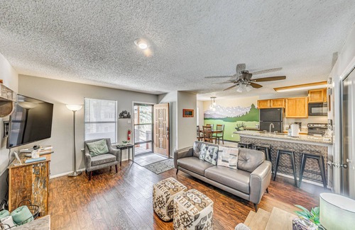 Ruidoso Condo | Cozy Ruidoso Condo w/Deck ~ 2 Mi to Cedar Creek!