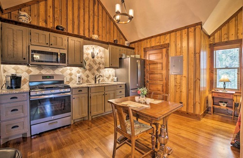 Ruidoso Cottage | Cozy Ruidoso Cottage w/Deck - 10 Min to Village!