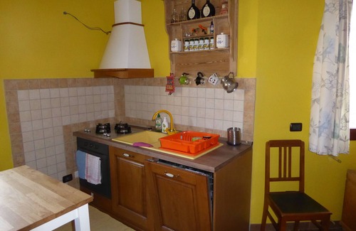 Fluminimaggiore Apartment | Cozy rustic apartment in Fluminimaggiore