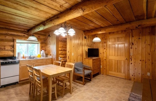 Sterling Cabin | Cozy Rustic Duplex Cabin - Ketchikan Side