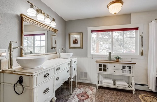 Estes Park Other | Cozy Rustic Ranch Estate, with game room!