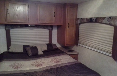 Lancaster House | Cozy RV all privacy you need