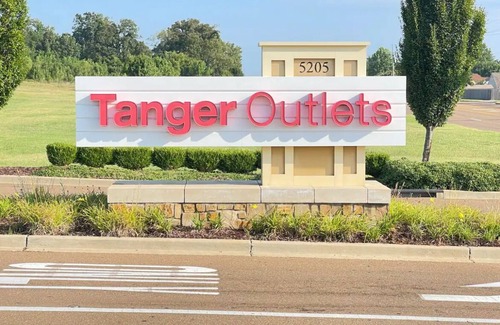 Southaven House | Cozy,Safe, Tanger Townhome 2 minutes from shopping