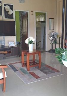 Samal House | Cozy Samal Island House