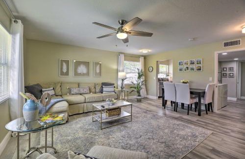 Indian Beach Sapphire Shores Apartment | Cozy Sarasota Retreat - 3 Blocks to the Coast!