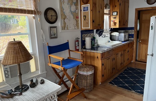 Malletts Bay Cottage | Cozy seasonal lakefront cottage with gorgeous views!