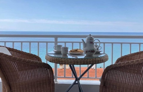 Siviri Apartment | Cozy Seaview Apartment