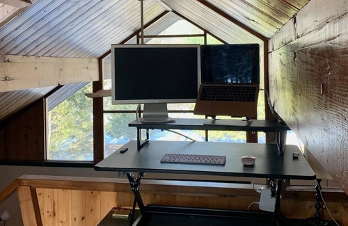 Lambton Shores Cottage | Cozy secluded cottage near the Pinery