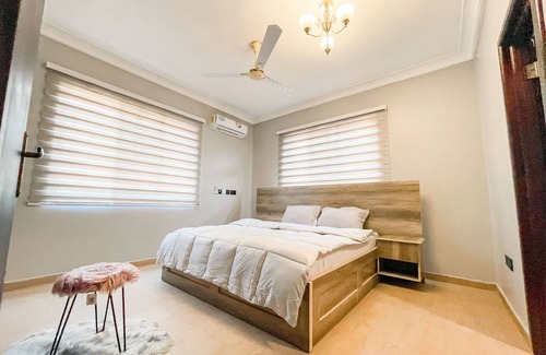 Teshie Apartment | Cozy Serviced 2BR Apartment near KFC Spintex, Modern Interior
