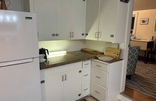 Seward Cottage | Cozy Seward Cottage: Amazing Location in the middle of town. Pet-Friendly!