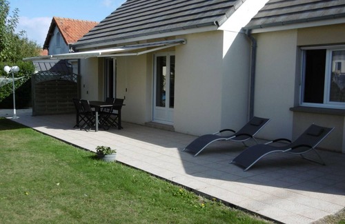 Saint-Pair-sur-Mer Cottage | Cozy single-story home w/modern kitchen, terrace, garden, near beach, casino, and city center