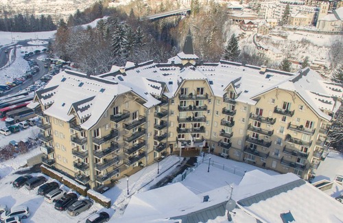 Saint-Gervais-les-Bains Apartment | Cozy Ski-In/Ski-Out Apartment with Pool, Sleeps 4, Near Saint-Gervais Gondola
