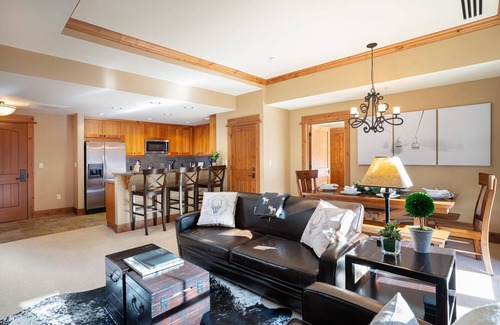 Truckee Condo | Cozy Ski-in/Ski-out Northstar Village Residence - Big Horn 408