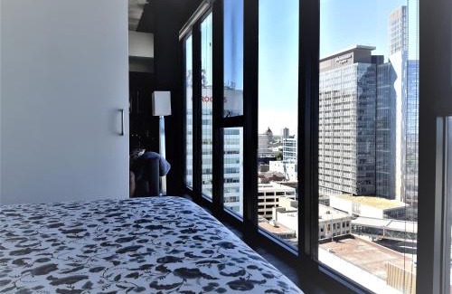 Downtown Winnipeg Apartment | Cozy Skyline Condo in Downtown, across Canada Life Centre