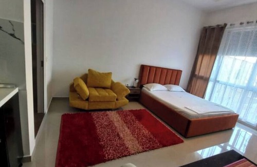 Tirana Condo | Cozy small apartment with Netflix and AC