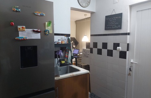 Costa de Caparica Apartment | Cozy small ground floor house for 4, 600 m from beach and close to city center
