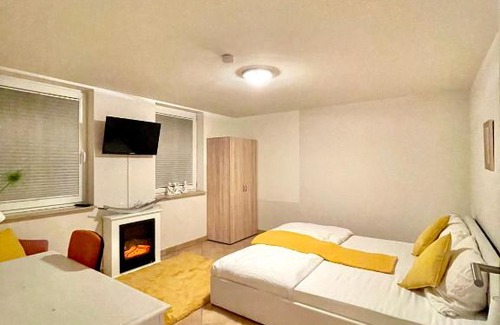 Kolonie Kleinmachnow Apartment | Cozy Souterrain-Flat with Sauna