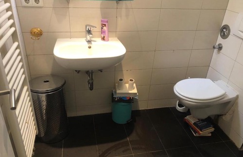 Feuersee Apartment | Cozy Souterrain im Westen Stuttgarts