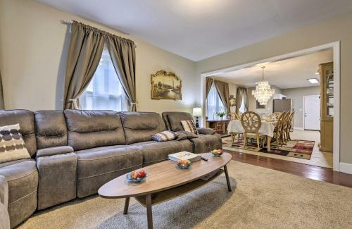 Memorial Square Apartment | Cozy Springfield Apartment, Close to Parks!