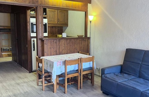 Le Bettex Apartment | Cozy studio for 4, ski-in-out, pets allowed, parking